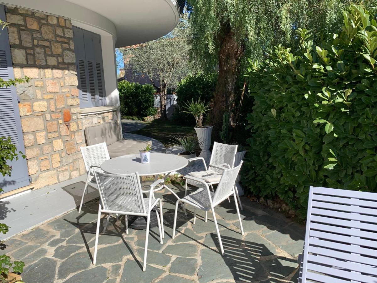Cap D Antibes, Salis Beach , 2 Bedrooms , Free Parking Kültér fotó